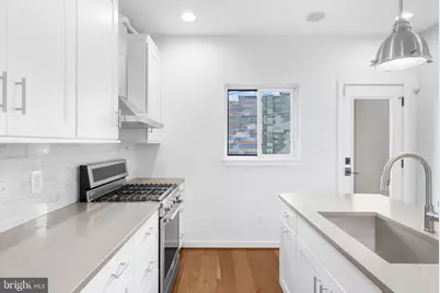 2317 E Fairmount Avenue, Baltimore, MD 21224 - Photo 15