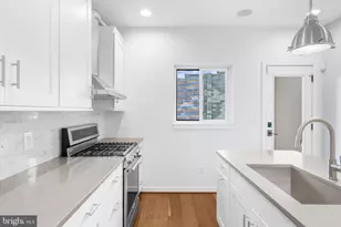 2317 E Fairmount Ave, Baltimore, MD 21224 - Photo 15