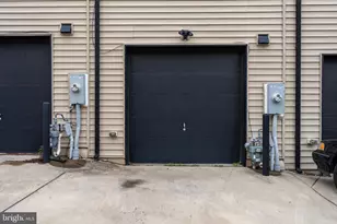 2317 E Fairmount Ave, Baltimore, MD 21224 - Photo 29