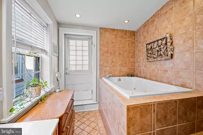 1908 Bank Street, Baltimore, MD 21231 - Photo 25