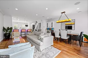 1252 Dockside Cir, Baltimore, MD 21224 - Photo 15