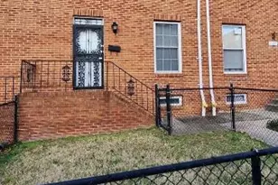 1129 Willinger Ct, Baltimore, MD 21202 - Photo 1