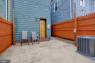 2308 E Fairmount Ave, Baltimore, MD 21224 - Photo 37