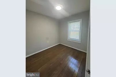 450 Roundview Road, Baltimore, MD 21225 - Photo 7