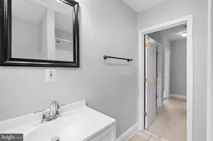 616 Montpelier St, Baltimore, MD 21218 - Photo 29