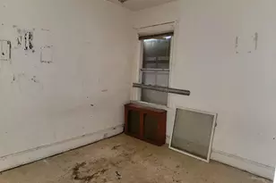 1910 W Fayette St, Baltimore, MD 21223 - Photo 11