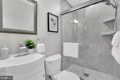 228 S East Avenue S, Baltimore, MD 21224 - Photo 31