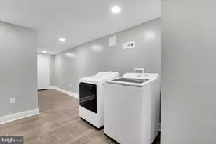 228 S East Ave S, Baltimore, MD 21224 - Photo 17