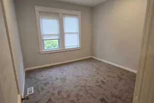 2430 Reisterstown Rd, Baltimore, MD 21217 - Photo 23