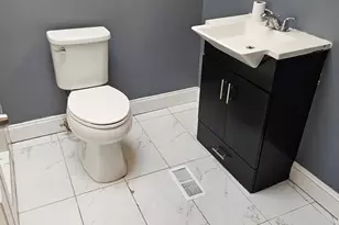 1221 Poplar Grove St, Baltimore, MD 21216 - Photo 25