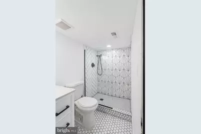 519 S Kenwood Avenue, Baltimore, MD 21224 - Photo 25