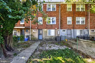 3814 Erdman Ave, Baltimore, MD 21213 - Photo 15