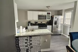 5520 Cedonia Ave, Baltimore, MD 21206 - Photo 11