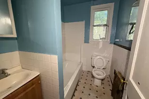 38 N Monastery Ave, Baltimore, MD 21229 - Photo 11