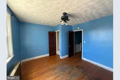 38 N Monastery Avenue, Baltimore, MD 21229 - Photo 9