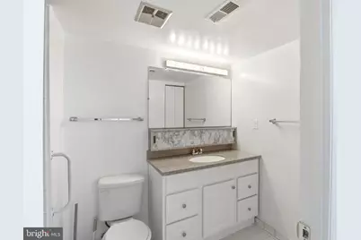 6317 Park Heights Avenue #404, Baltimore, MD 21215 - Photo 17