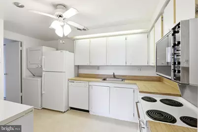 6317 Park Heights Avenue #404, Baltimore, MD 21215 - Photo 7