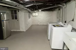 27 Monastery Ave, Baltimore, MD 21229 - Photo 21