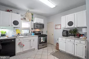 806 Pontiac Ave, Baltimore, MD 21225 - Photo 5