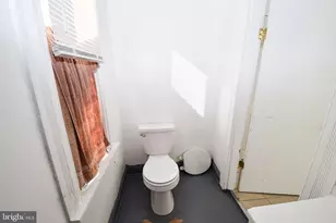 2101 W Baltimore Street W, Baltimore, MD 21223 - Photo 23