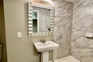 1019 W Fayette St, Baltimore, MD 21223 - Photo 27