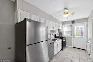 1017 Wicklow Rd, Baltimore, MD 21229 - Photo 17