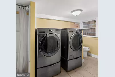 102 S Washington Street, Baltimore, MD 21231 - Photo 35