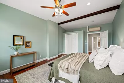 102 S Washington Street, Baltimore, MD 21231 - Photo 25