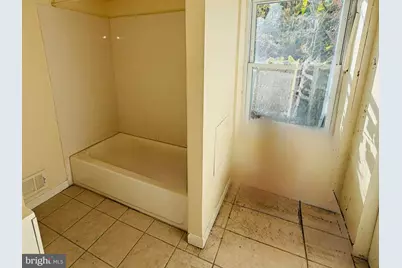 340 S Calhoun Street, Baltimore, MD 21223 - Photo 9