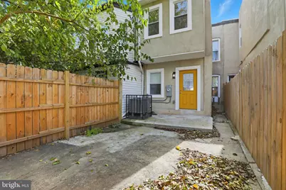 1626 E Lafayette Avenue, Baltimore, MD 21213 - Photo 25