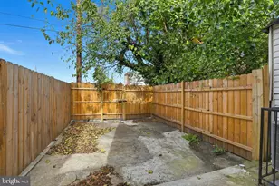 1626 E Lafayette Ave, Baltimore, MD 21213 - Photo 27