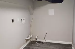 2408 Llewelyn Ave, Baltimore, MD 21213 - Photo 11