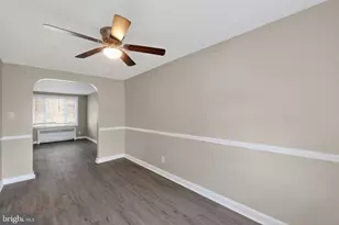 3658 Greenvale Rd, Baltimore, MD 21229 - Photo 9