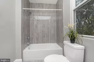 4001 Ridgecroft, Baltimore, MD 21206 - Photo 21