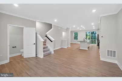 4215 Laplata Avenue, Baltimore, MD 21211 - Photo 9