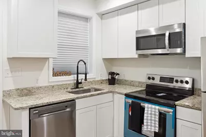 912 N Milton Avenue, Baltimore, MD 21205 - Photo 13