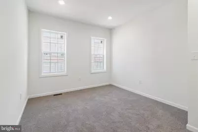 912 N Milton Avenue, Baltimore, MD 21205 - Photo 25