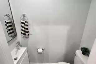 2751 Fenwick Ave, Baltimore, MD 21218 - Photo 7