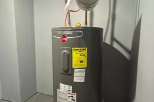 420 Maude Ave, Baltimore, MD 21225 - Photo 29