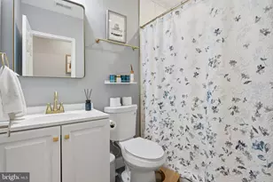 236 S Clinton St, Baltimore, MD 21224 - Photo 19