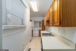 14 E Mt Vernon Pl, Baltimore, MD 21202 - Photo 15