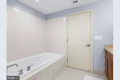 1200 Steuart Street #415, Baltimore, MD 21230 - Photo 17