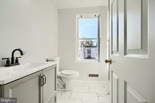 1601 E 28th St, Baltimore, MD 21218 - Photo 21