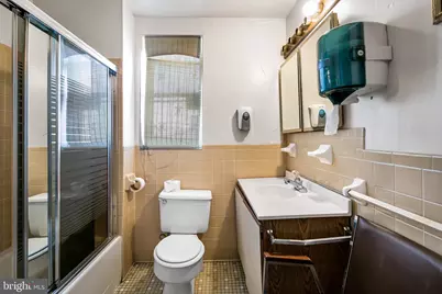 2218 Boston Street, Baltimore, MD 21231 - Photo 31