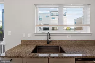 4412 Roland Heights Ave, Baltimore, MD 21211 - Photo 9