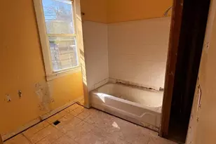 721 E 21st St, Baltimore, MD 21218 - Photo 5