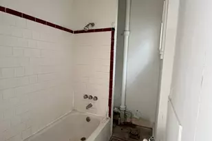 721 E 21st St, Baltimore, MD 21218 - Photo 21