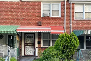 2709 E Hoffman St, Baltimore, MD 21213 - Photo 1