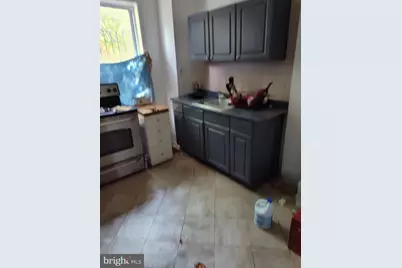 633 E 30th Street, Baltimore, MD 21218 - Photo 9