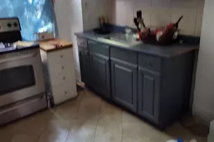 633 E 30th St, Baltimore, MD 21218 - Photo 9